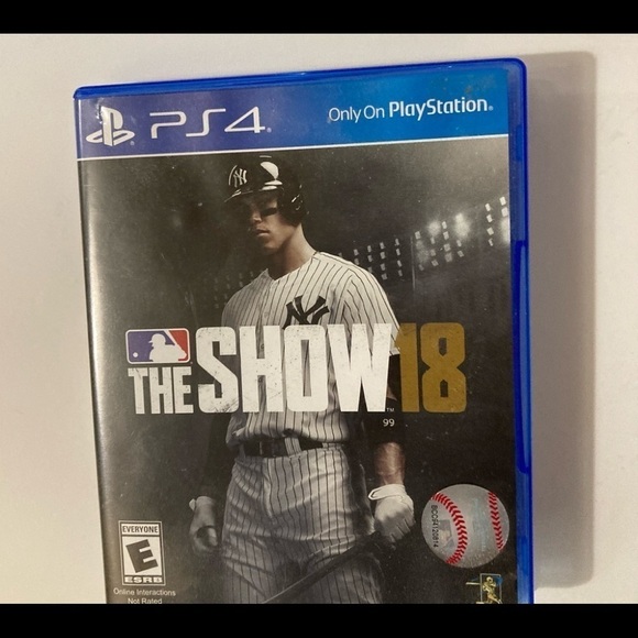 PS4 the show 18 - Picture 1 of 5